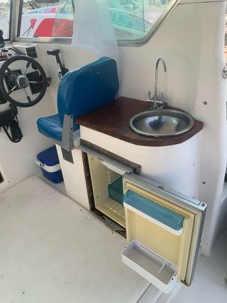 se vende barco Astinor 700