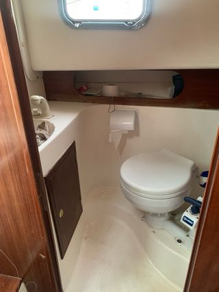 se vende barco Astinor 700