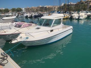 se vende barco Astinor 700