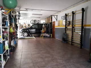 Casa unifamiliar con garaje