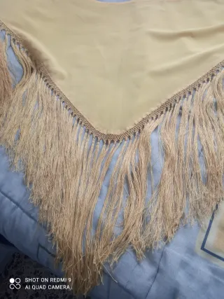 Mantoncillo Flamenco Flecos Amarillo