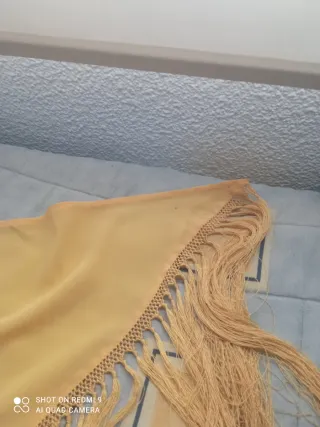 Mantoncillo Flamenco Flecos Amarillo