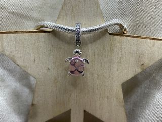Charm Tortuga Rosa