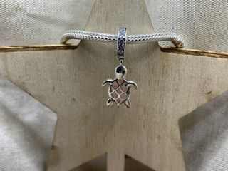 Charm Tortuga Rosa
