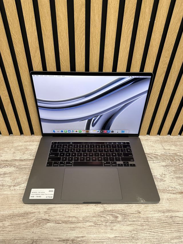 MacBook Pro 16" 2019 i9 64gb 1tb SSD