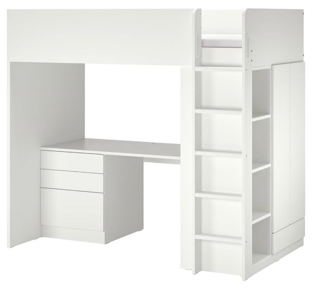 Cama alta blanca con escritorio y cajones