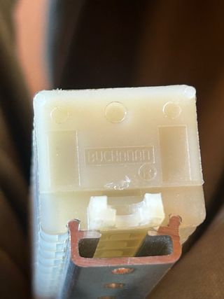 28 Bloques Terminales Eléctricos