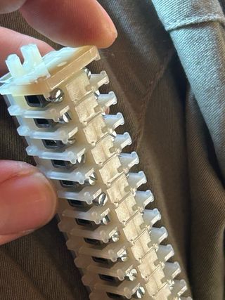 28 Bloques Terminales Eléctricos