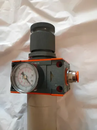 Regulador de aire con manómetro