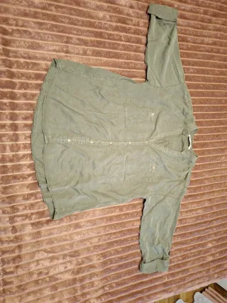 Camisa oversize algodón verde oliva