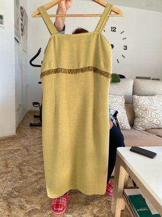 Traje fiesta beige T42