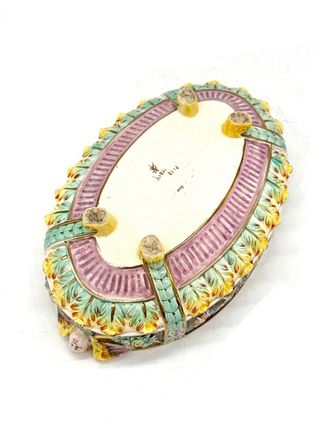 Centrotavola ceramica italiana con putti – stile Capodimonte – 29 cm