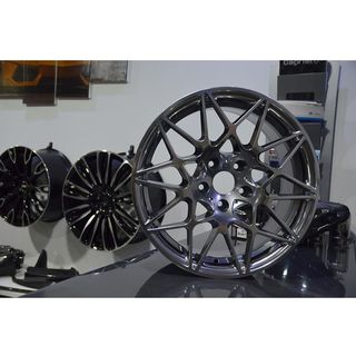 Juego de 4 Llantas 18 M4 GTS Hyper Silver BM064