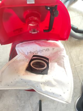 Aspiradora Rowenta Compact Power 750W Roja