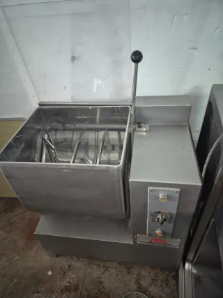 Amasadora industrial de carne