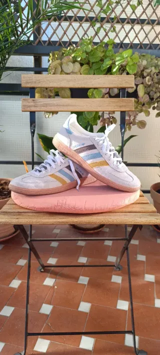 Adidas Spezial Blancas Tiras Multicolor