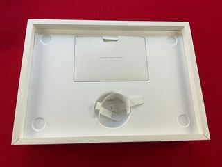 Caja MacBook Pro 13 M2