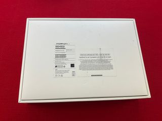 Caja MacBook Pro 13 M2