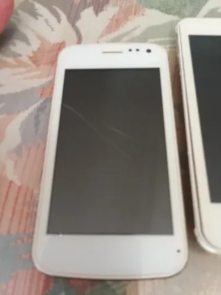 Lote de 3 teléfonos móviles