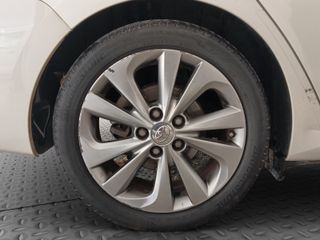 TOYOTA AURIS TS 140H ADVANCE