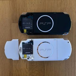 2 x PSP 3004 Sony