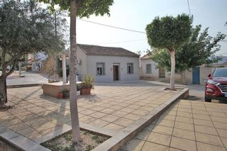 Chalet en venta en Orihuela ciudad en Orihuela