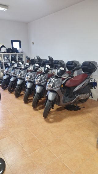 Honda Vision 125 y Sym Symphony 125 (COMO NUEVAS)