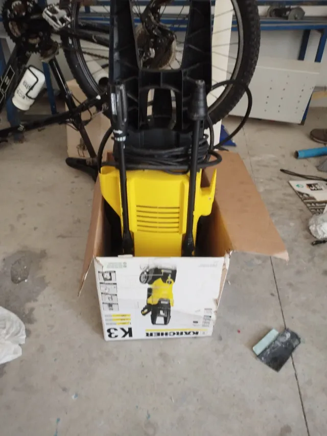 Hidrolimpiadora Karcher K3 Casi Nueva