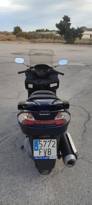 Suzuki Burgman 400 Impecable