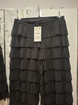 Conjunto Zara volantes fiesta negro semitransparen