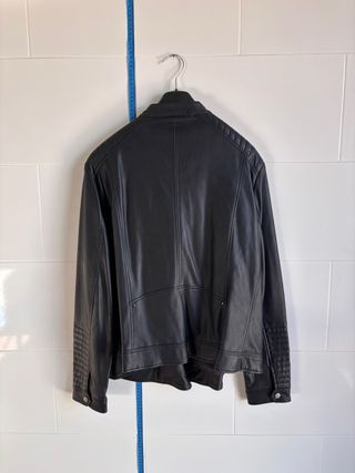Chaqueta cuero negra Mango Talla L