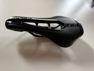 PRO Stealth Sport Sillin Negro