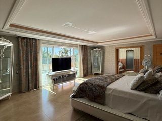 Chalet en alquiler en Playa de la Fontanilla en Marbella