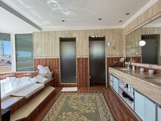 Chalet en alquiler en Playa de la Fontanilla en Marbella