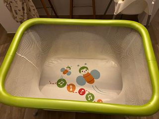 Parque infantil en muy buen estado