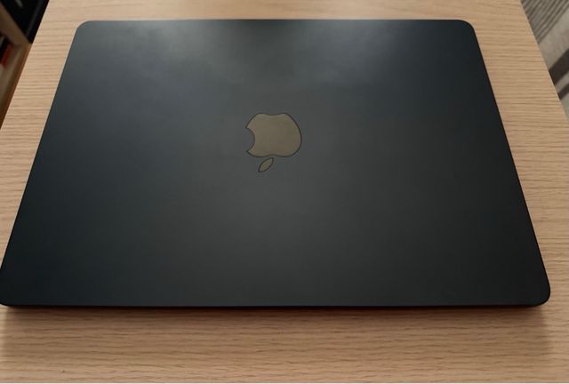 MacBook Air M2 Midnight Blue