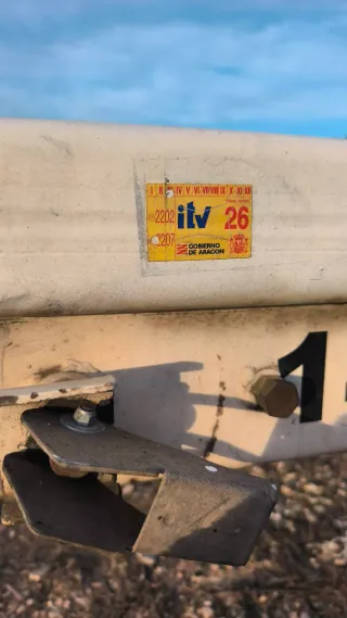 Semirremolque portacontenedor