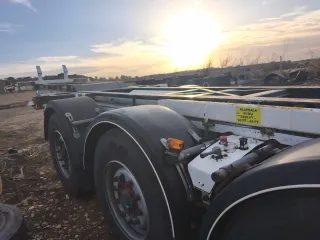 Semirremolque portacontenedor