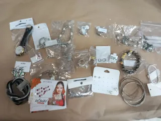 Lote bisutería a estrenar