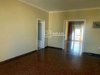 Piso en venta en Zona Bahía Blanca en Cádiz