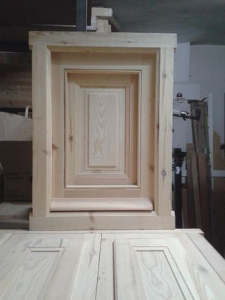 Puertas y ventanas de pino