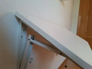 Tavolo da studio pieghevole bianco