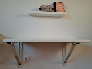 Tavolo da studio pieghevole bianco