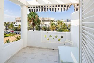 Piso en alquiler en Puerto Banús en Marbella