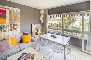 Piso en alquiler en Puerto Banús en Marbella