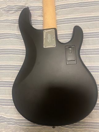 Bajo Sterling Stingray SUB 5 ZURDO