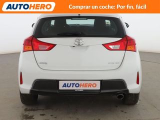 Toyota Auris 2.0 D-4D Live