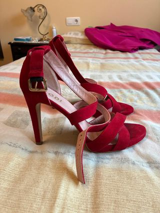 Sandalias tacón LODI rojas
