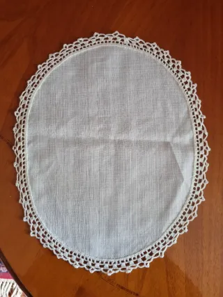 Centrino in tessuto con gala