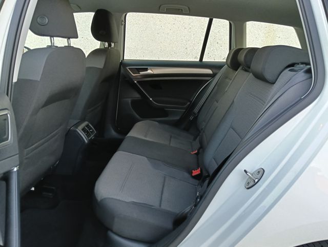 Volkswagen Golf Variant Advance 1.6 TDI 105cv BMT
